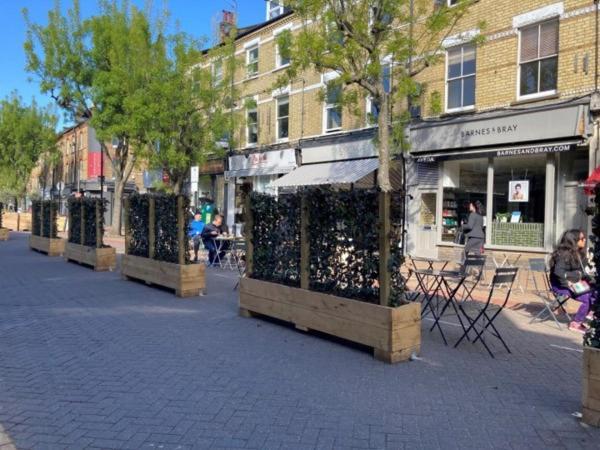 Spacious & Luxurious 2-bed In Apartment London