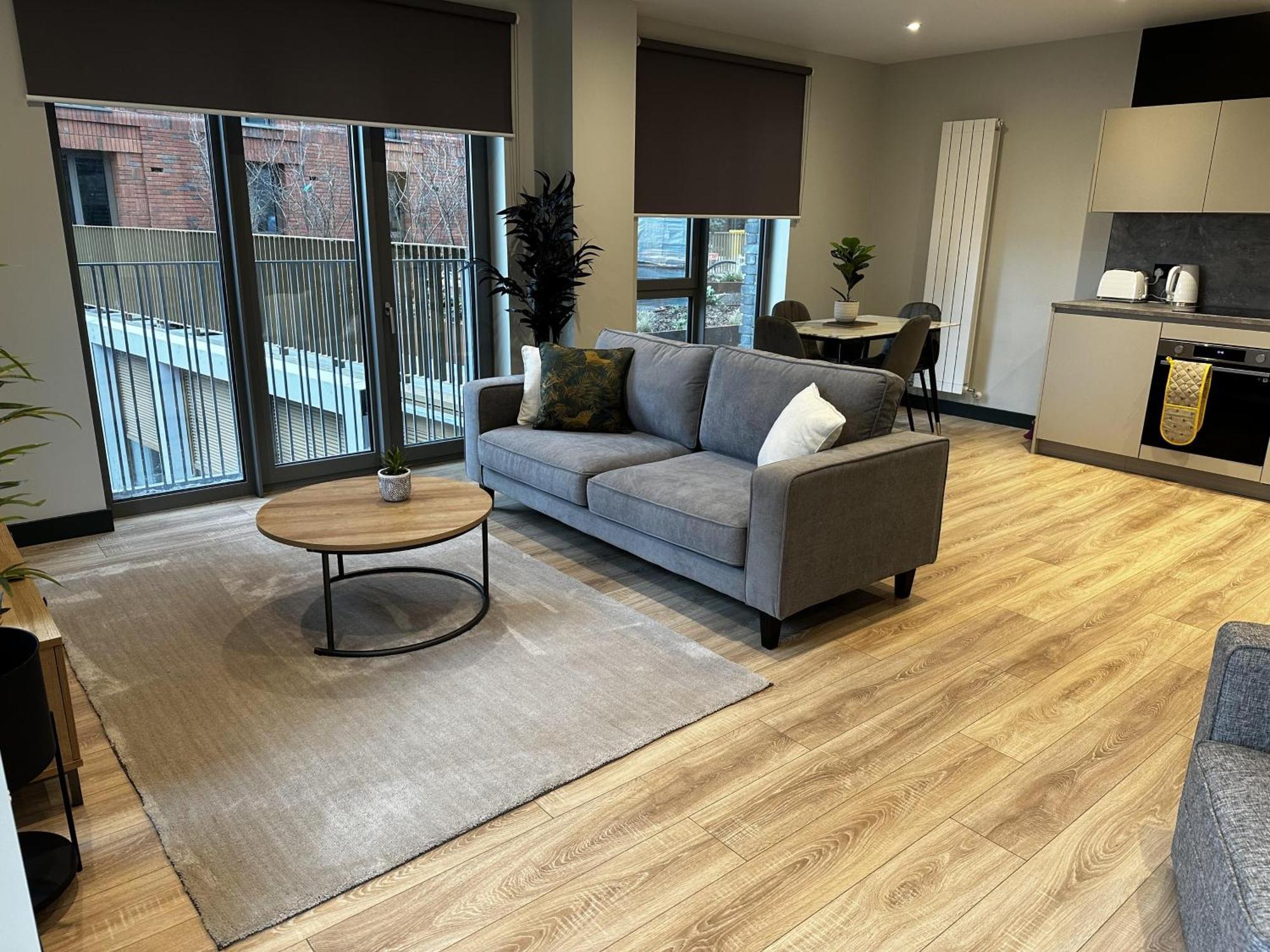 Spacious & Luxurious 2-bed In Appartamento Londra
